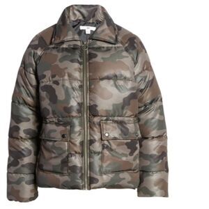 NWT BP. Printed Camo Puffer Jacket